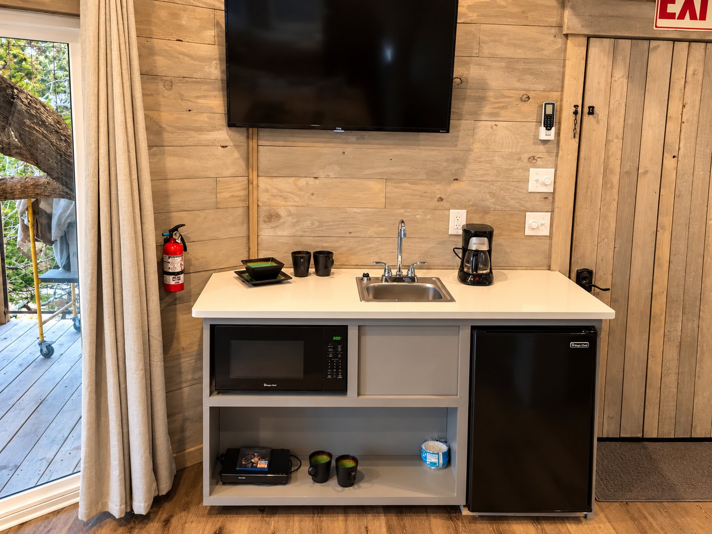 Kitchenette with microwave, mini fridge and coffee maker
